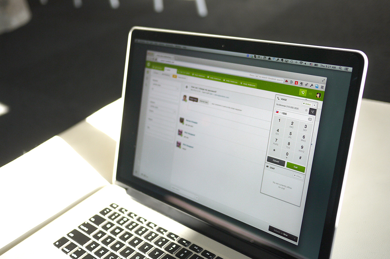 Zendesk_voice_chat_02