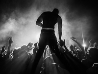 01_akon_b_teaser